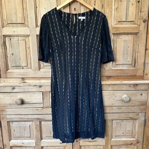 Ellie‎ Kai 6 Black Lace Dress Short Sleeves V-Neck Classic Timeless Shift